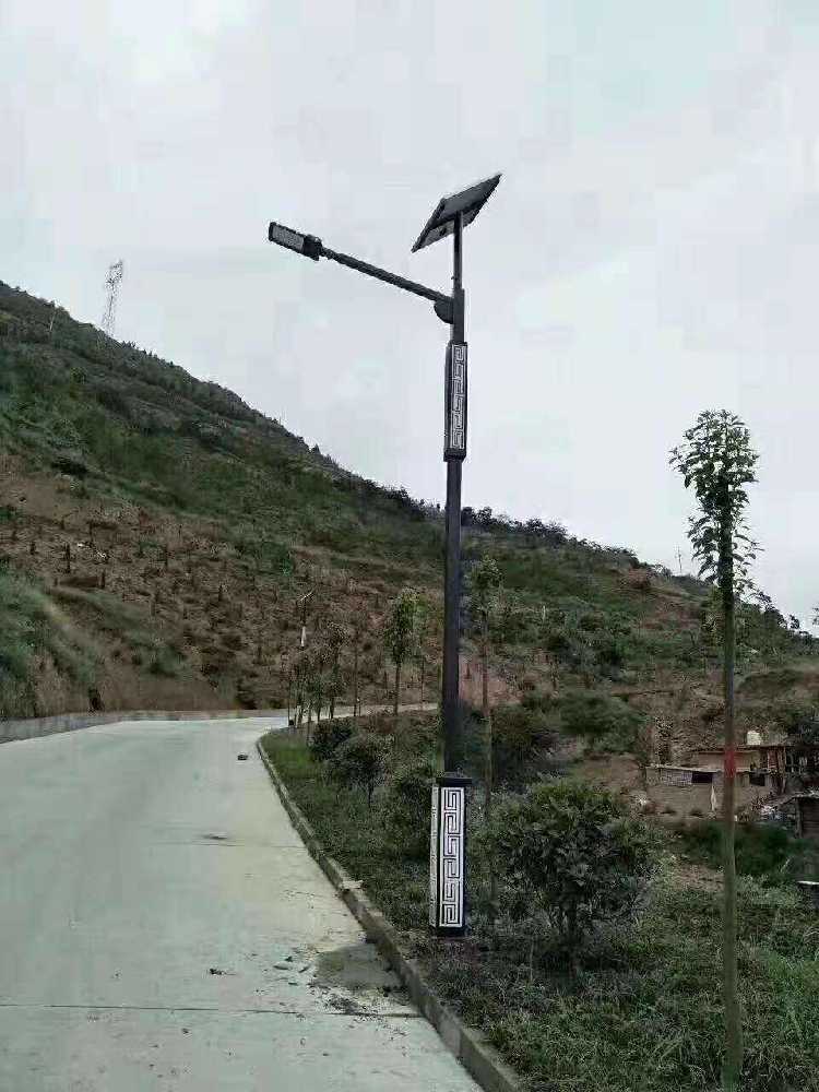 汤原县仿古太阳能路灯